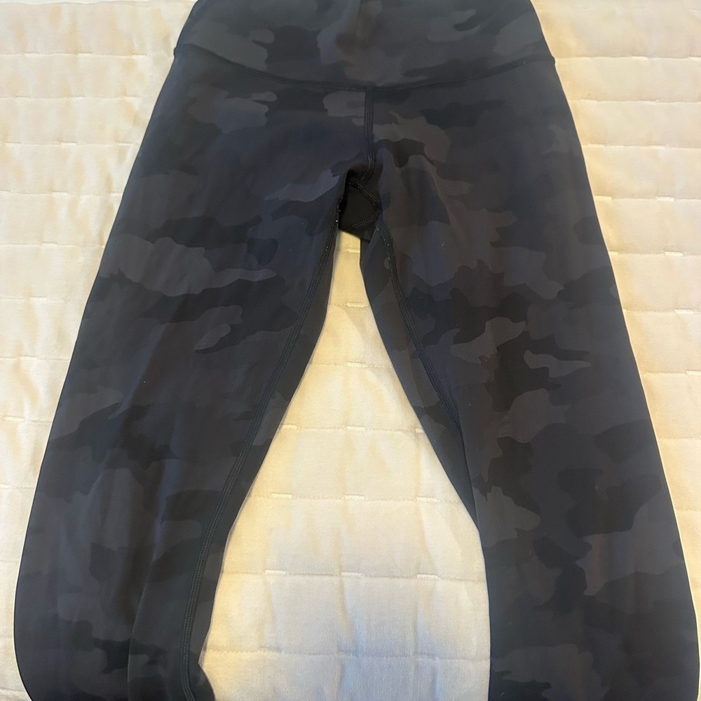 Lululemon Athletica Black Camouflage Leggings